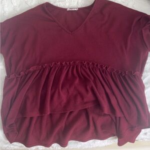 Charlotte Avery (Palmetto Moon) - Flowly Maroon T-shirt